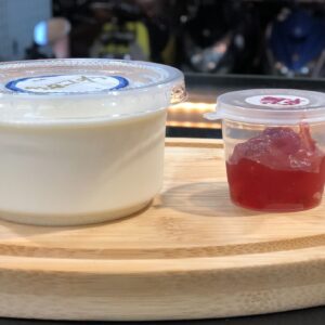 草莓鮮奶酪